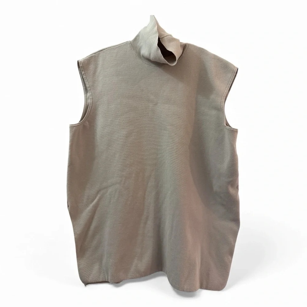 H&M Plus Size Beige Knit Sleeveless Mock Neck Sweater - Picture 2 of 11